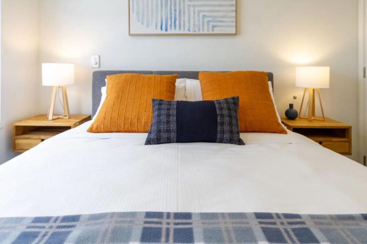 Serenity In The Centre: 2 Bed 2 Bath 基督城 外观 照片